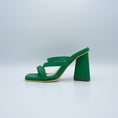 Load image into Gallery viewer, Sandalia casual verde