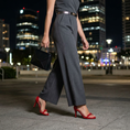 Cargar la imagen en la vista de la galería, Sandalia elegante roja
